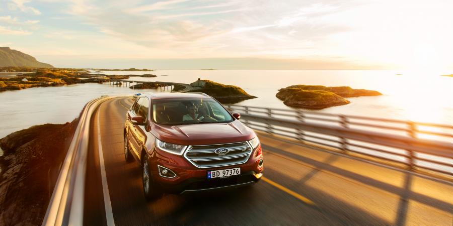  Ford Edge 2016 года  (WW) (фото 16 из 28)